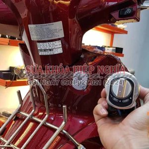 Làm khóa smartkey cho xe khóa cơ Lắp khóa smartkey tại nhà TPHCM