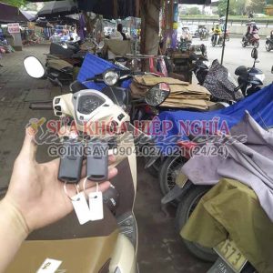 Làm thêm chìa khóa smartkey Honda bao nhiêu tiền tại TPHCM