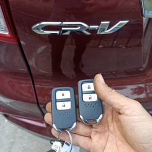 Làm chìa khóa điều khiển smartkey Honda CRV chính hãng nút startstop giá rẻ
