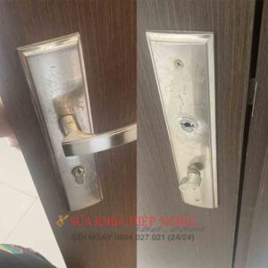Ổ khóa Yale bị gãy tay gạt thay bộ tay nắm mới không cần thay nguyên ổ
