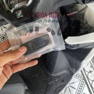 lam-chia-khoa-xe-vision-2021-2022-2023-2024