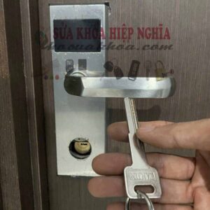 tho-lam-chia-khoa-dien-tu-the-tu